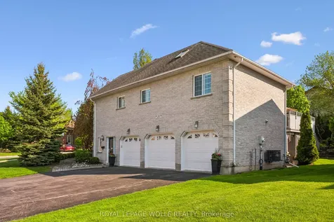 20 Bonniewood Drive Mapleton ON N0G 1P0