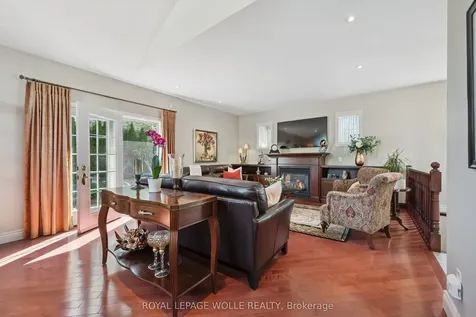 20 Bonniewood Drive Mapleton ON N0G 1P0