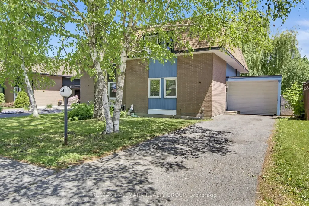 145 Penfield Drive Kanata ON K2K 1M4