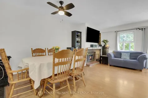 145 Penfield Drive Kanata ON K2K 1M4