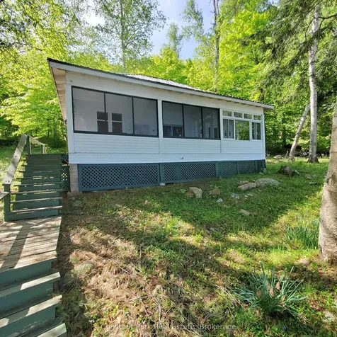 76 Tobin Island N/a Muskoka Lakes ON P0B 1J0