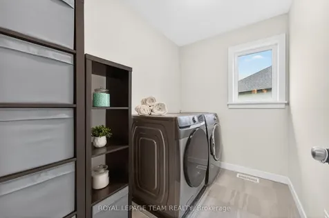 16 Stanzel Drive Carleton Place ON K7C 0H8