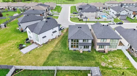16 Stanzel Drive Carleton Place ON K7C 0H8