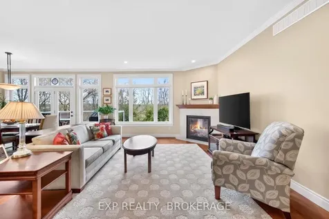 5048 Fox Run Place Kingston ON K7P 0E4