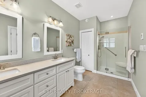 5048 Fox Run Place Kingston ON K7P 0E4