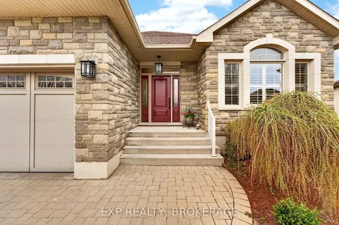5048 Fox Run Place Kingston ON K7P 0E4