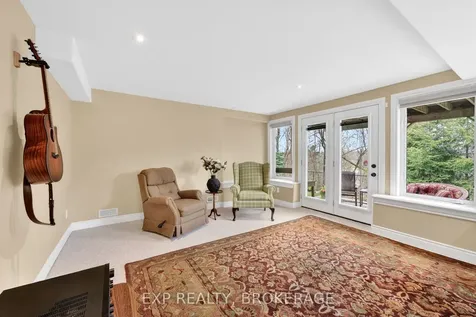 5048 Fox Run Place Kingston ON K7P 0E4