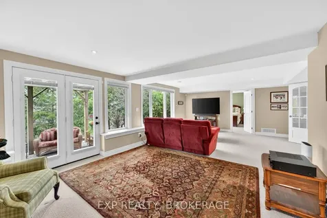 5048 Fox Run Place Kingston ON K7P 0E4