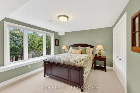 5048 Fox Run Place Kingston ON K7P 0E4