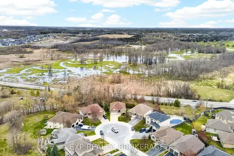 5048 Fox Run Place Kingston ON K7P 0E4