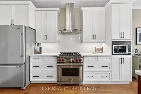 5048 Fox Run Place Kingston ON K7P 0E4