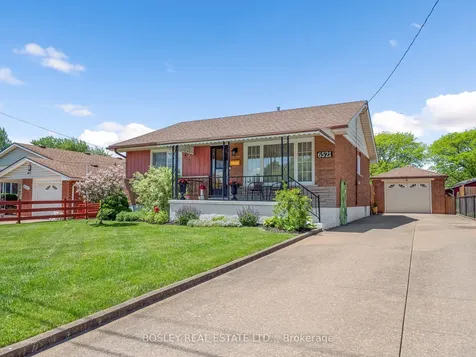 6521 Caledonia Street Niagara Falls ON L2G 5A6