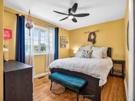 6521 Caledonia Street Niagara Falls ON L2G 5A6