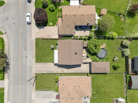 6521 Caledonia Street Niagara Falls ON L2G 5A6