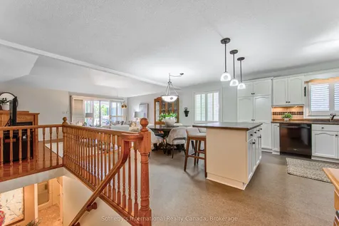 179 Westchester Drive W Kitchener ON N2B 3M8