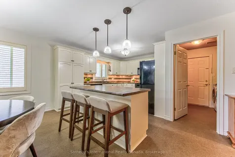 179 Westchester Drive W Kitchener ON N2B 3M8