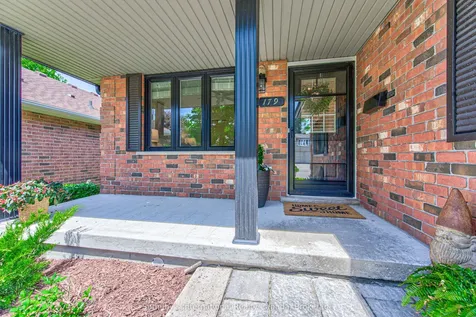 179 Westchester Drive W Kitchener ON N2B 3M8