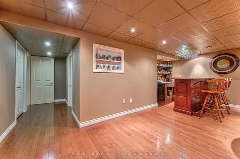 179 Westchester Drive W Kitchener ON N2B 3M8