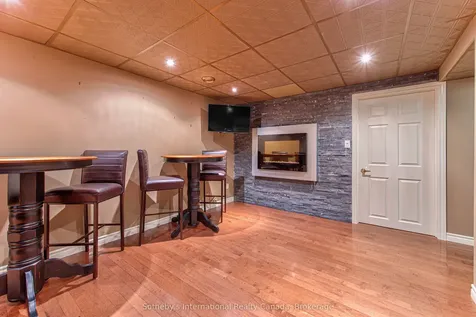 179 Westchester Drive W Kitchener ON N2B 3M8