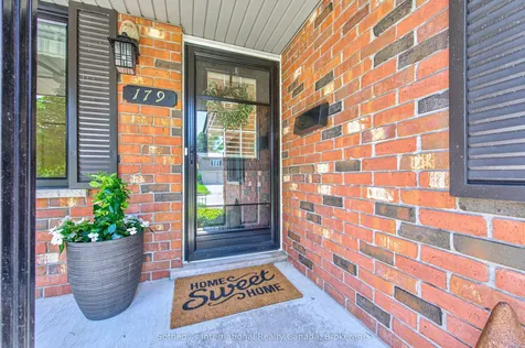179 Westchester Drive W Kitchener ON N2B 3M8
