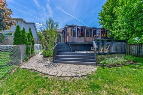 179 Westchester Drive W Kitchener ON N2B 3M8