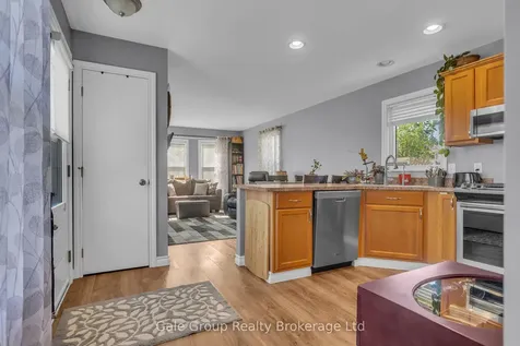 33 Pitt Street Bayham ON N0J 1T0