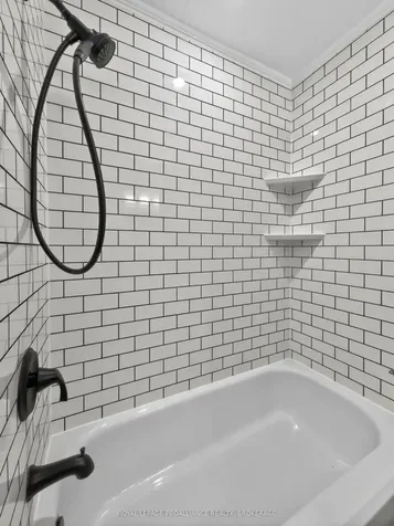 1088 Pinewood Place Kingston ON K7P 1L1