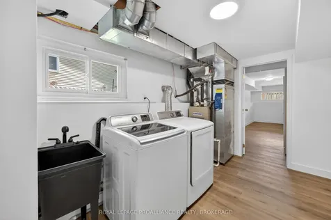1088 Pinewood Place Kingston ON K7P 1L1