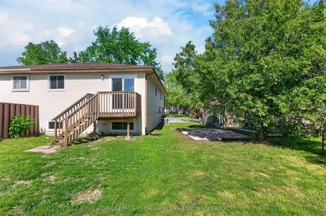 1088 Pinewood Place Kingston ON K7P 1L1