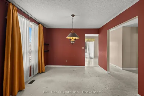 473 Kingsdale Avenue Kingston ON K7M 8A3