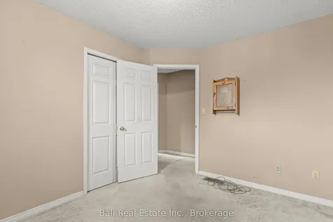 473 Kingsdale Avenue Kingston ON K7M 8A3