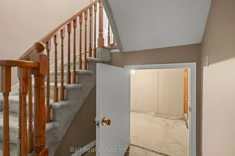 473 Kingsdale Avenue Kingston ON K7M 8A3