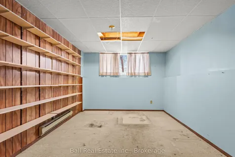 473 Kingsdale Avenue Kingston ON K7M 8A3