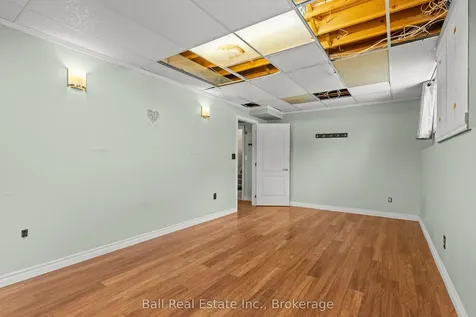 473 Kingsdale Avenue Kingston ON K7M 8A3