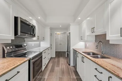 70 Robson Court Kanata ON K2K 2W1