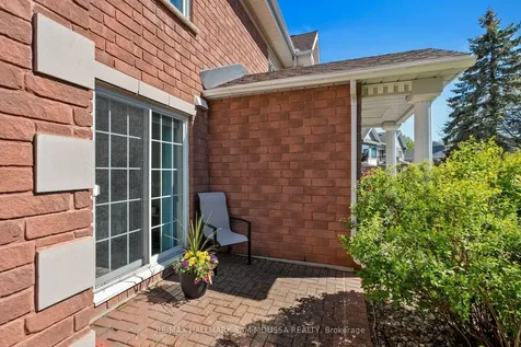 70 Robson Court Kanata ON K2K 2W1