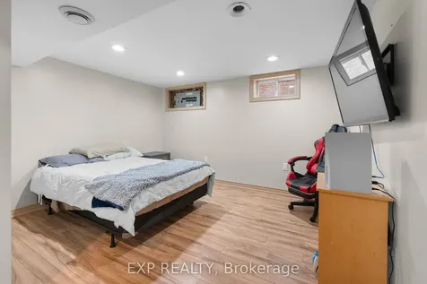 7260 Casey Street Niagara Falls ON L2J 3R3