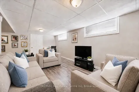 24 Pine Ridge Drive Guelph ON N1L 1K3