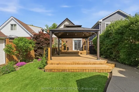 212 Wexford Avenue S Hamilton ON L8K 2P2