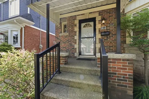 212 Wexford Avenue S Hamilton ON L8K 2P2