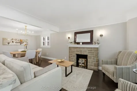 212 Wexford Avenue S Hamilton ON L8K 2P2