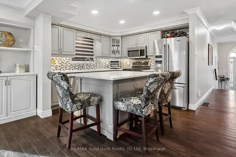 214 Grey Fox Drive Kitchener ON N2E 3N2