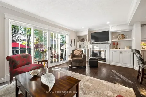 214 Grey Fox Drive Kitchener ON N2E 3N2
