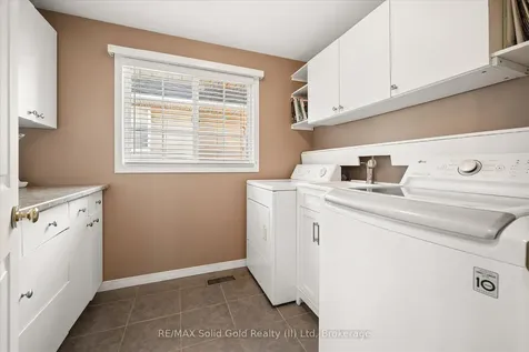 214 Grey Fox Drive Kitchener ON N2E 3N2