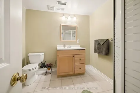 214 Grey Fox Drive Kitchener ON N2E 3N2
