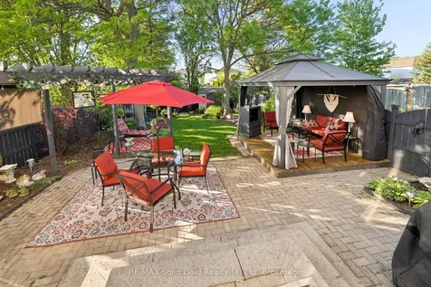 214 Grey Fox Drive Kitchener ON N2E 3N2