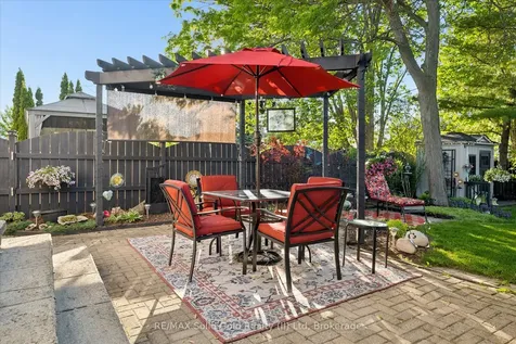 214 Grey Fox Drive Kitchener ON N2E 3N2