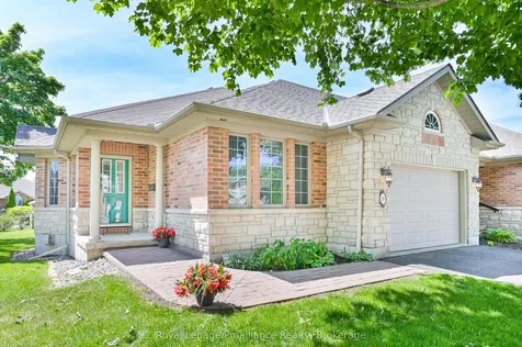 25 Heartwood Drive Belleville ON K8P 5M2