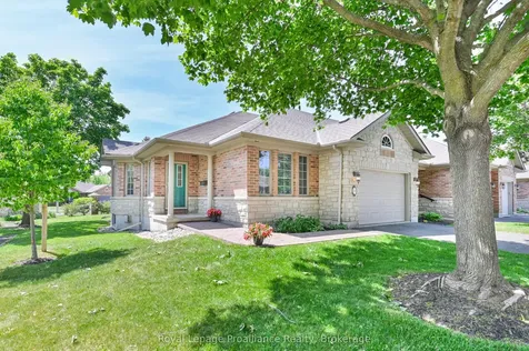 25 Heartwood Drive Belleville ON K8P 5M2