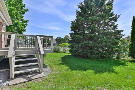 25 Heartwood Drive Belleville ON K8P 5M2